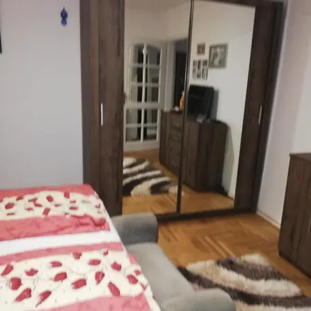 Arnyas Vendeghaz * Hajdúszoboszló