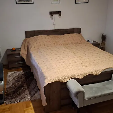 Arnyas Vendeghaz Apartment