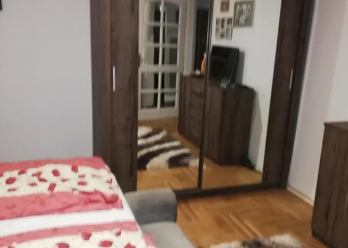 Arnyas Vendeghaz * Hajdúszoboszló